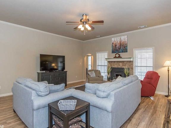 5th image of 5805 Heritage Heights Dr