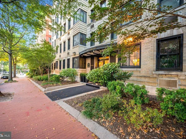 1010 25th St NW APT 207, Washington, DC 20037