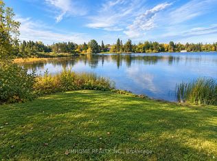 18 Ahmic Lake Rd, Magnetawan, ON P0A 1A0
