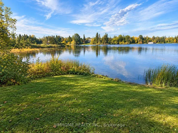 18 Ahmic Lake Rd, Magnetawan, ON P0A 1A0