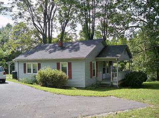 1014 Harrisburg Dr SW, Lenoir, NC 28645