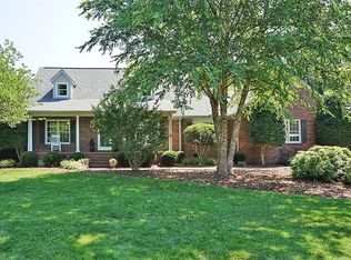 1711 Northbay Dr, Browns Summit, NC 27214