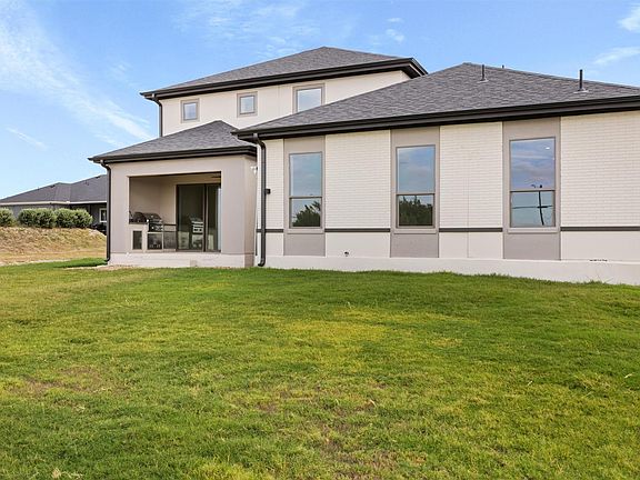 4th image of 109 Fall Dr