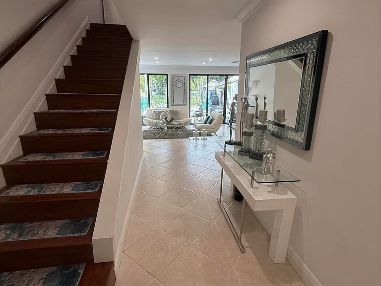 12394 Westhampton Cir — Photo 12