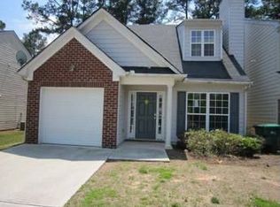 579 Carlton Pointe Dr, Palmetto, GA 30268