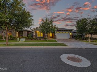 2929 E APPALOOSA Road, Gilbert, AZ 85296