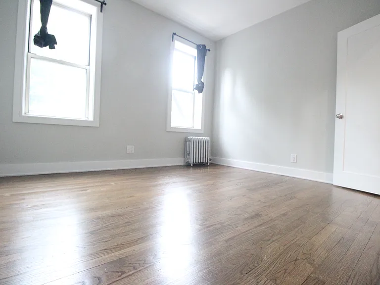 23-19 Steinway St #2A — Photo 10