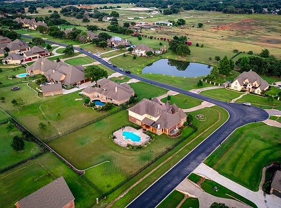 5th image of 7001 Diamond Oaks Dr