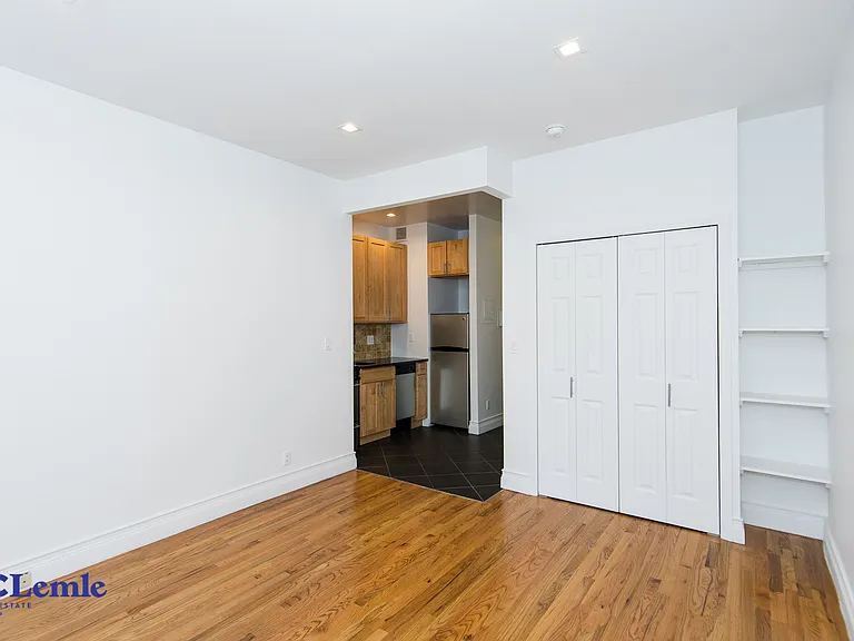 505 E 88th St #3RE — Photo 6
