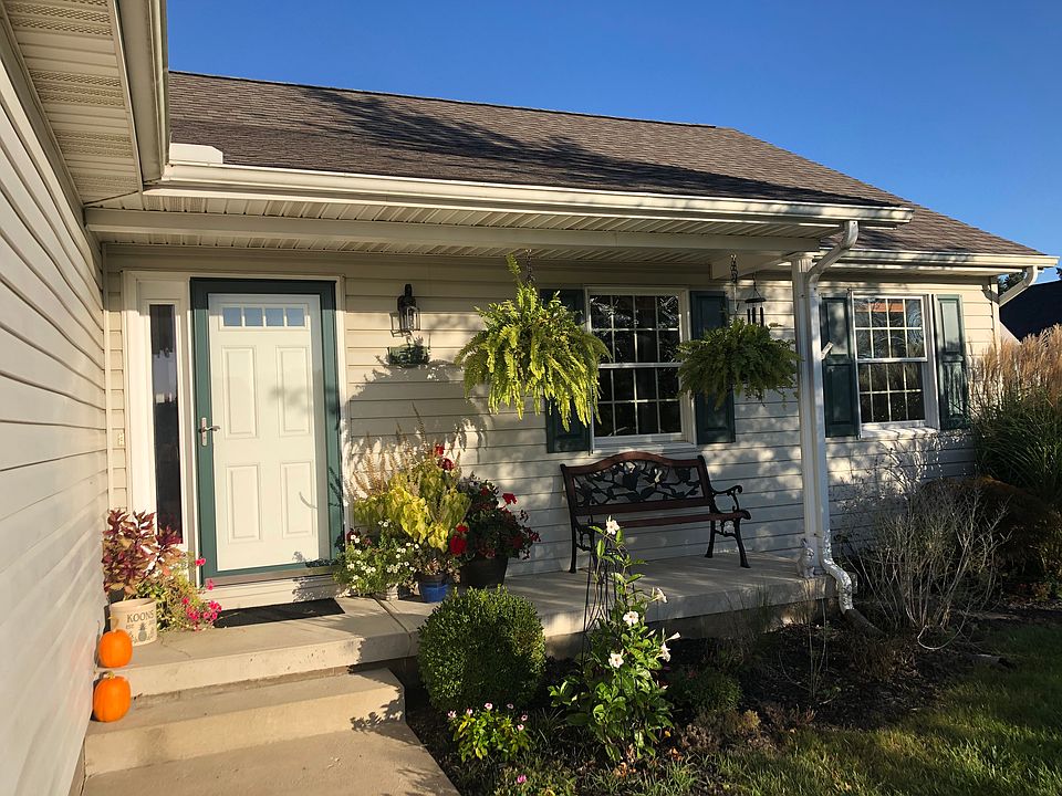 1st image of 715 Diamond Ct