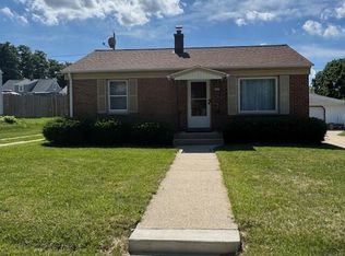 3681 S 5th St, Milwaukee, WI 53207