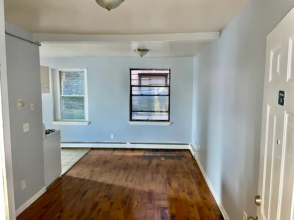 2260 Fairfield Ave #2A