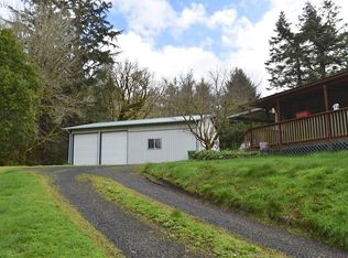 56477 Riverton Rd, Coquille, OR 97423
