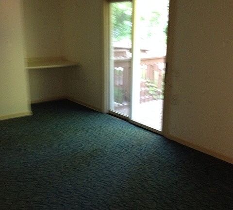 4th image of 15 Windwood Dr