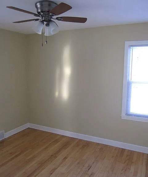 309 Pawling St — Photo 2