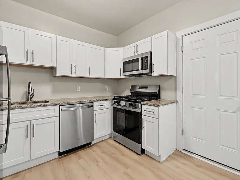 253 Mill St #2 — Photo 11
