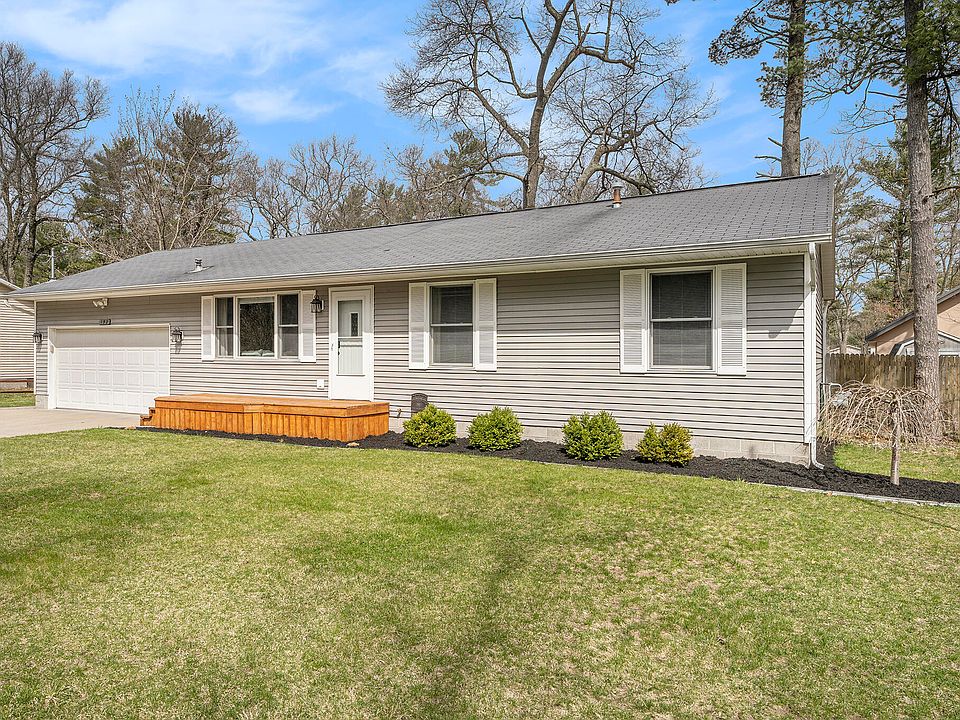 192 E Daniels Rd, Twin Lake, MI 49457 Zillow