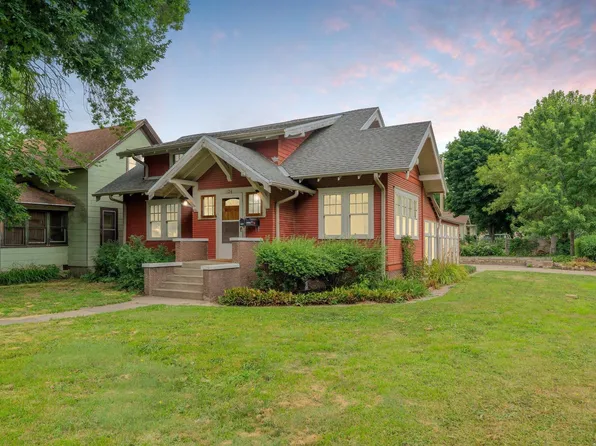 124 Court St, Vermillion, SD 57069