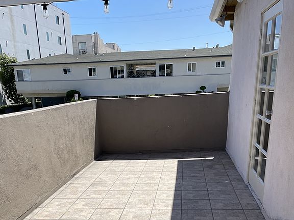 2nd image of 1416 Armacost Ave APT 5