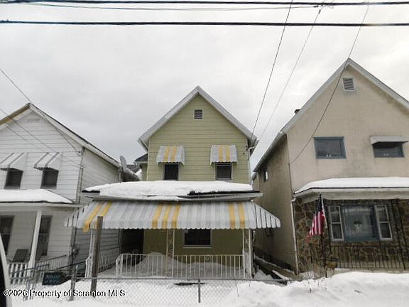 4th image of 348 N Rebecca Ave