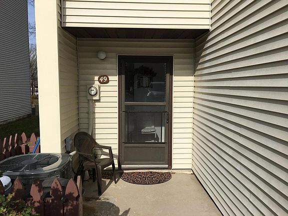 2nd image of 49 Wilshire Heights Dr
