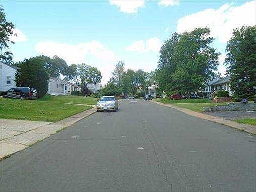 4th image of 1723 Northfield Dr