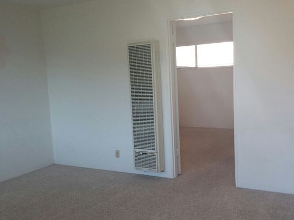 4th image of 229 W Quinto St APT 4