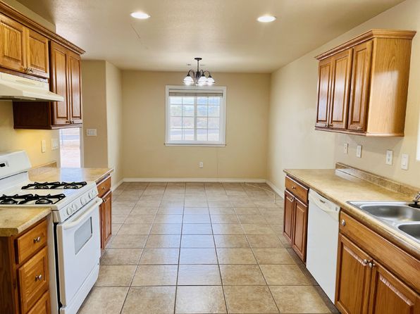 61559 Desert Air Rd UNIT B
