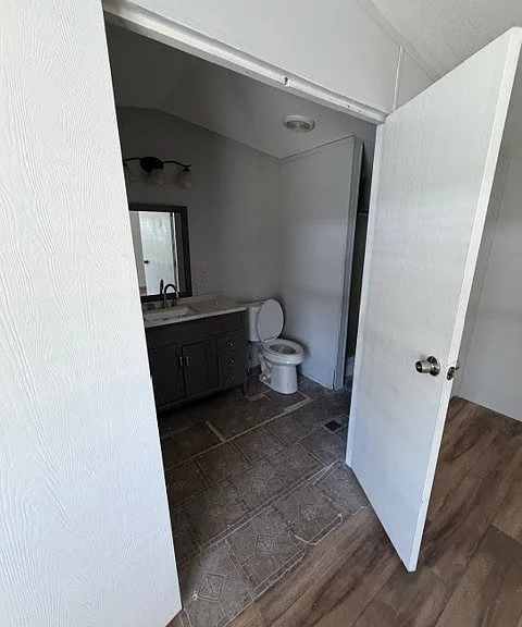 1014 Pin Oak Ln — Photo 2
