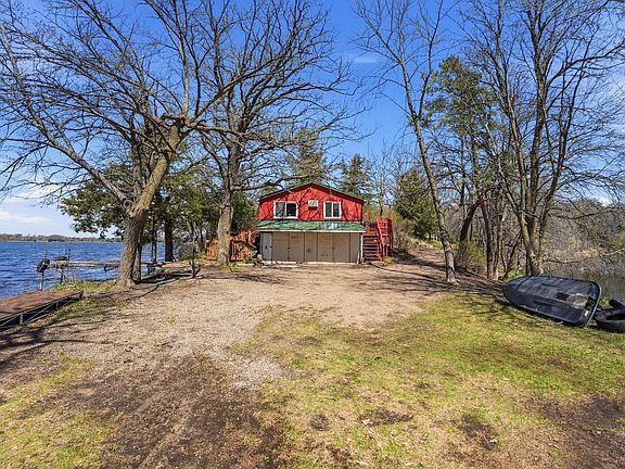 3rd image of 20927 Big Lake Rd