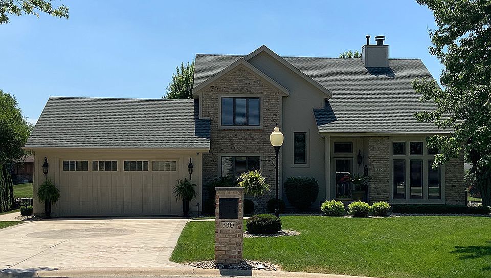 1st image of 330 S Luxford Ct