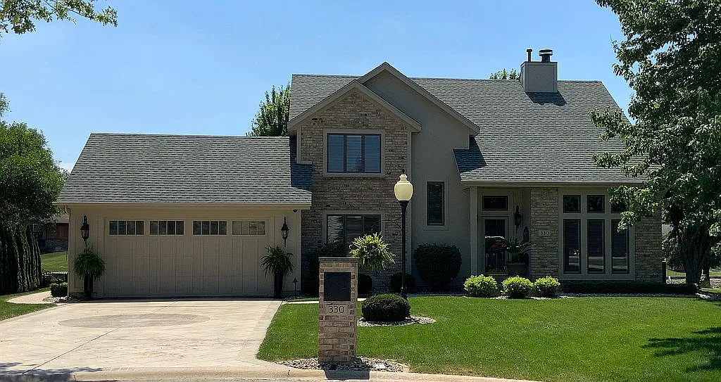 330 S Luxford Ct photo 1