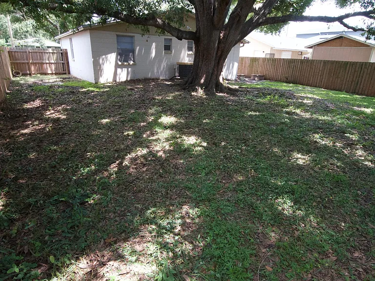 3624 W Anderson Ave — Photo 6