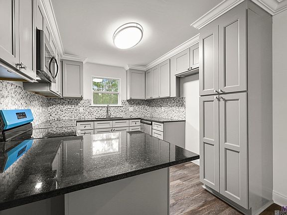 3rd image of 1265 Dr Martin Luther King Jr Ln