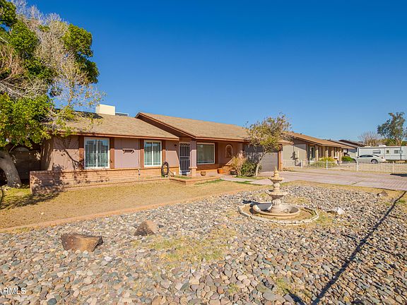 3rd image of 7802 W CATALINA Drive