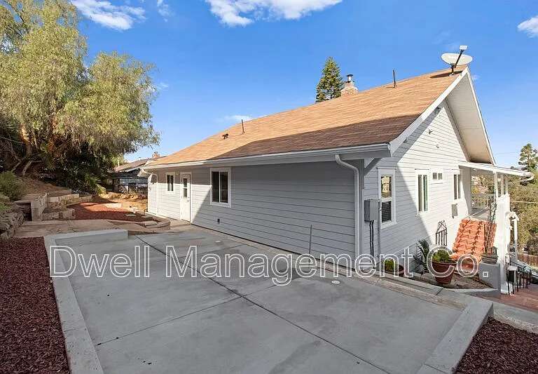 8073 Lemon Ave — Photo 27