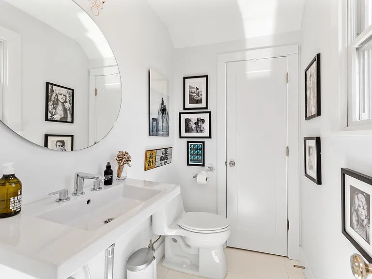 6 Castle Ct — Photo 7