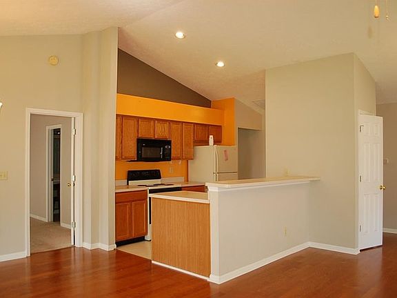 5th image of 5128 Ariana Ct