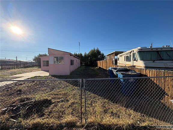 5th image of 956 Coral Reef Drive