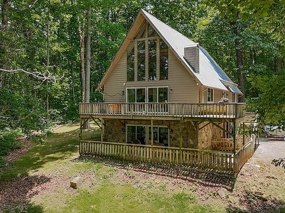 5th image of 701 Cherokee Ridge Rd