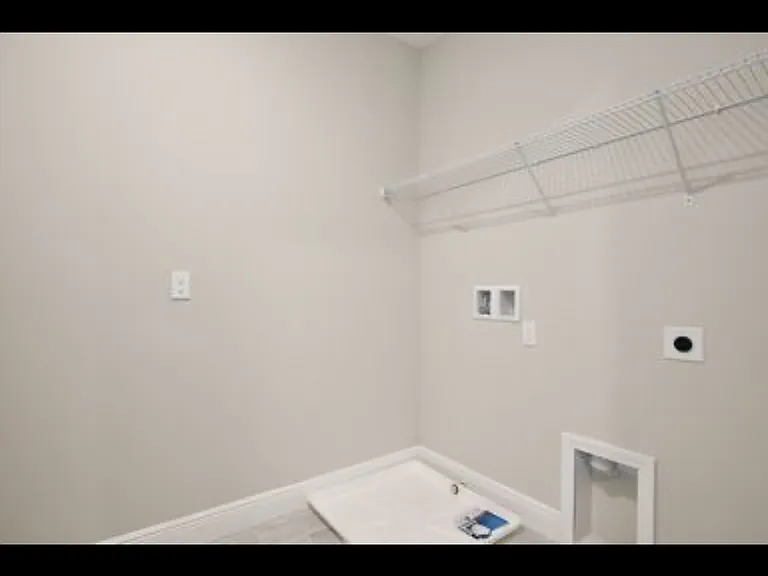 4446 Renly Ln — Photo 35
