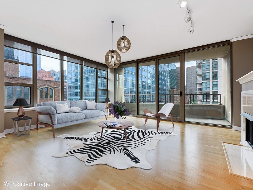Spacious corner unit with balcony and great natural light.