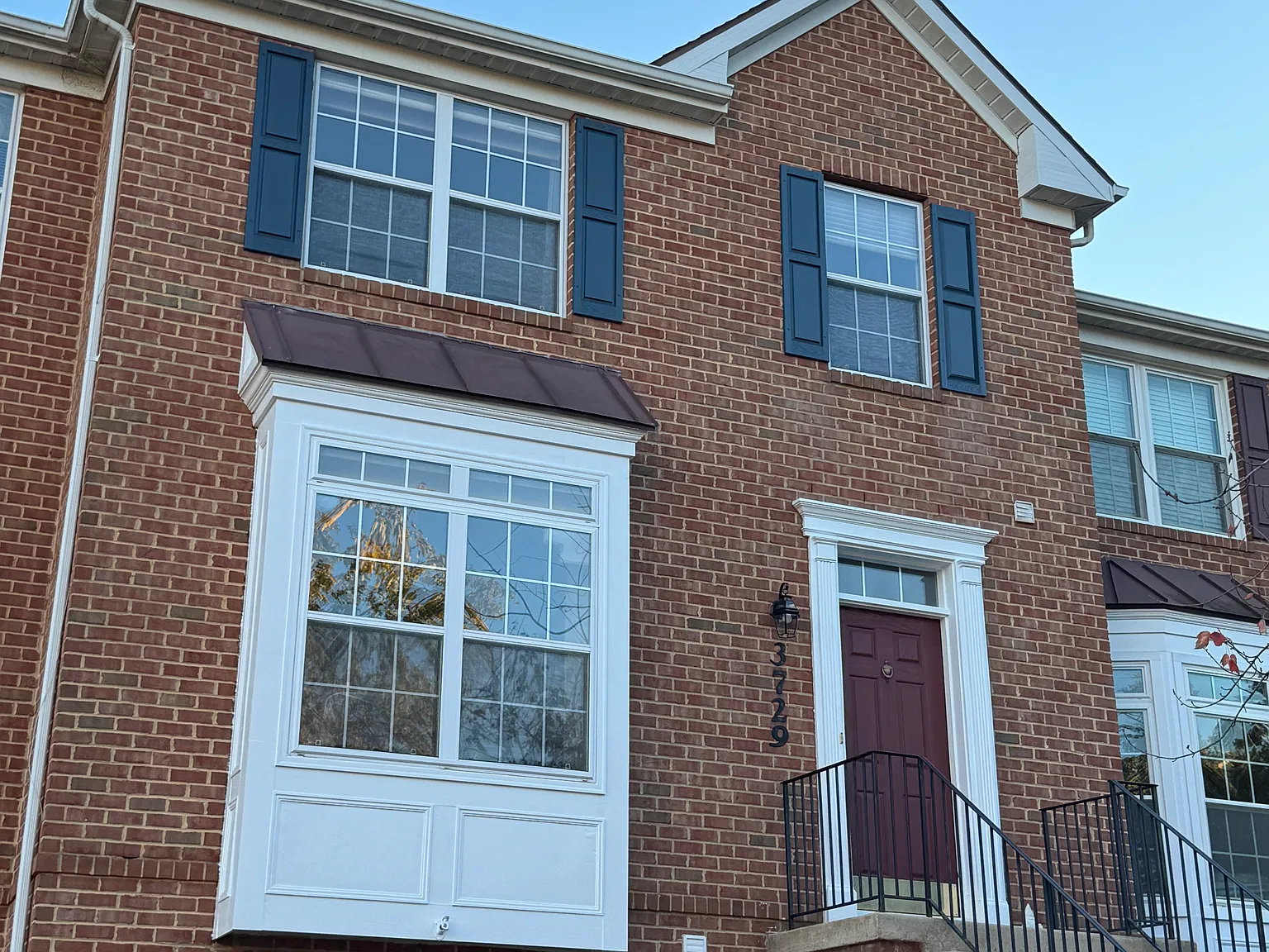 3 bed, 2488 sqft, $3,500 — Photo 2