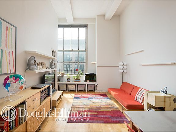 2nd image of 111 4th Ave APT 3E