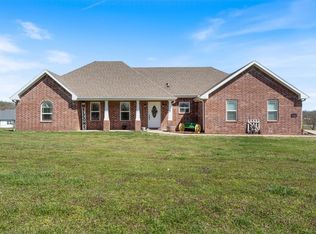 10124 Rain Drop Ln, Gravette, AR 72736