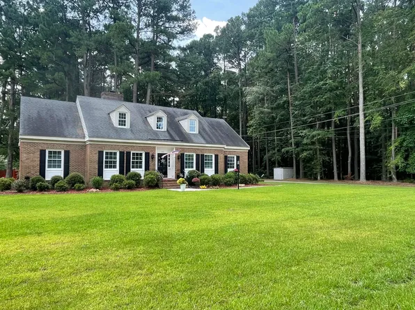 302 Cobb Drive, Elm City, NC 27822