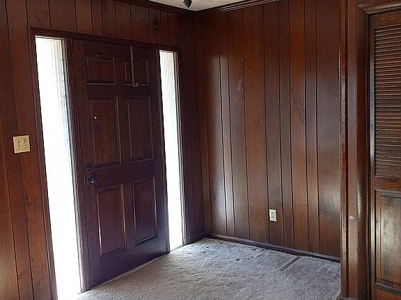 5th image of 920 Keller Ln