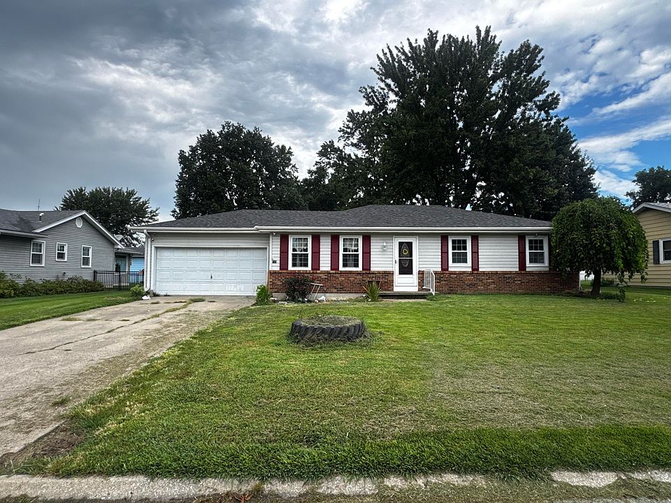 1st image of 725 Crestwood Dr