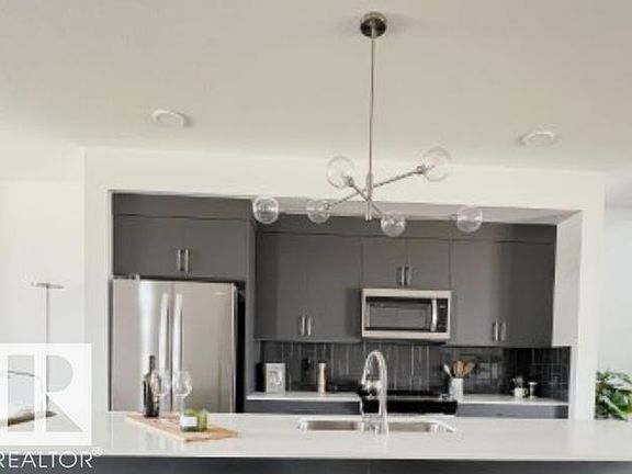 4th image of 345 Rankin Dr
