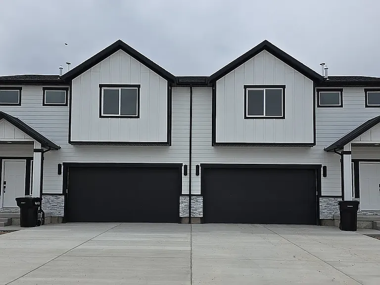 134 E 900 N #2 — Photo 1